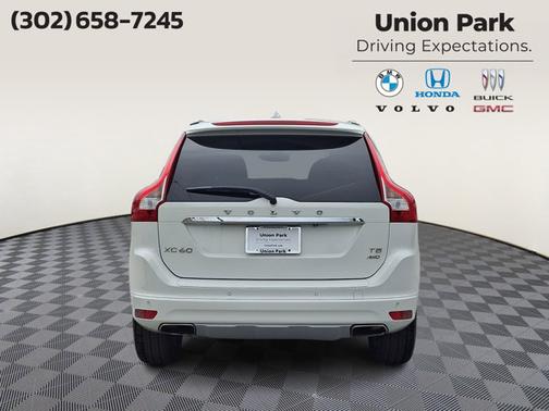 Ice White - 614 2017 Volvo XC60 T5 Inscription