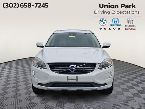 Ice White - 614 2017 Volvo XC60 T5 Inscription