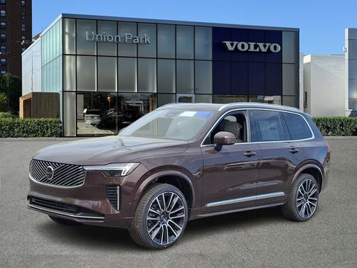 Mulberry Red Metallic 2026 Volvo XC90 Plus