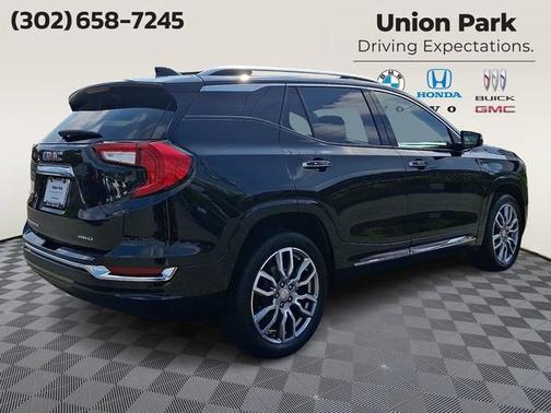 Ebony Twilight Metallic 2022 GMC Terrain Denali