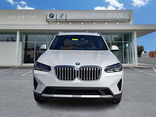 Mineral White Metallic 2023 BMW X3 xDrive30i