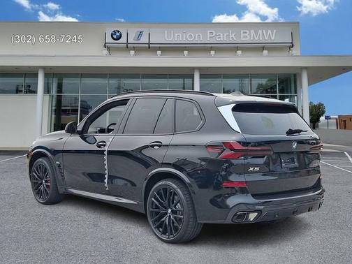 Black Sapphire Metallic 2026 BMW X5 xDrive40i