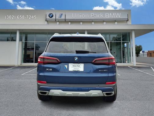 Phytonic Blue Metallic 2023 BMW X5 xDrive40i