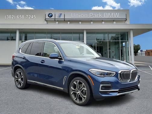 Phytonic Blue Metallic 2023 BMW X5 xDrive40i