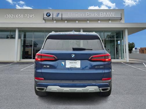 Phytonic Blue Metallic 2023 BMW X5 xDrive40i
