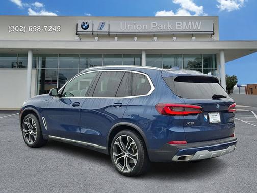 Phytonic Blue Metallic 2023 BMW X5 xDrive40i