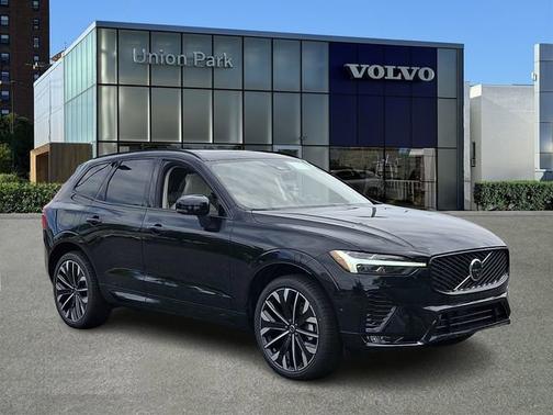 Onyx Black Metallic 2026 Volvo XC60 Ultra