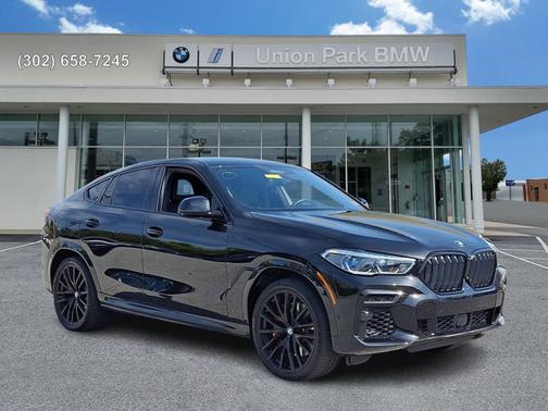 Black Sapphire Metallic 2022 BMW X6 M50i