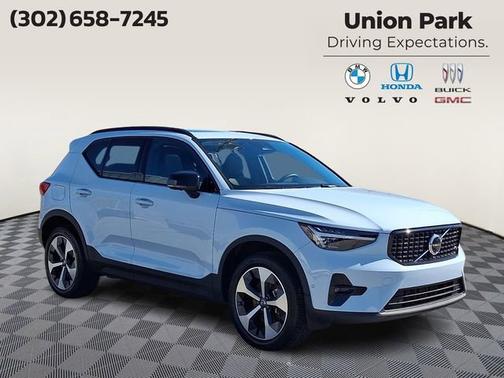 2026 Volvo XC40 Plus