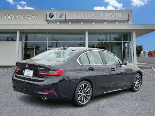 2021 BMW 330 i