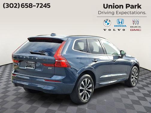 2023 Volvo XC60 Core