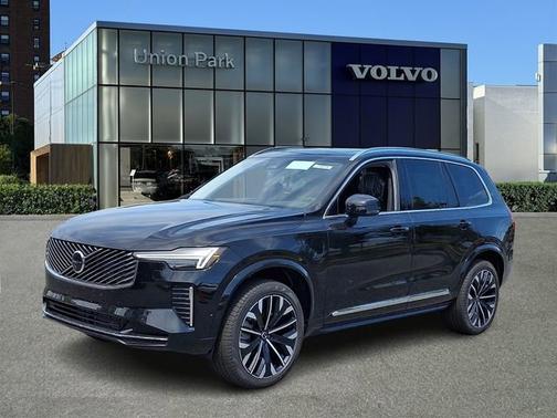 Onyx Black Metallic 2026 Volvo XC90 Plug-In Hybrid Plus