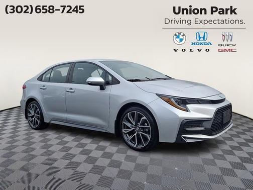 Classic Silver Metallic 2021 Toyota Corolla SE