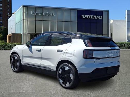 Crystal White Metallic 2026 Volvo EX30 Ultra