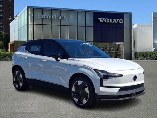 Crystal White Metallic 2026 Volvo EX30 Ultra