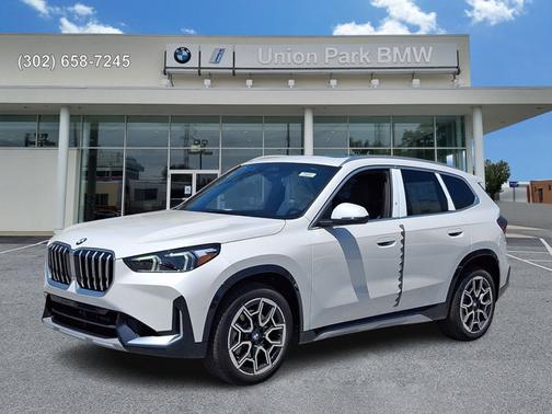 Mineral White Metallic 2026 BMW X1 xDrive28i