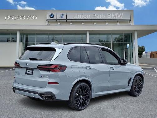 Brooklyn Grey Metallic 2026 BMW X5 M60i