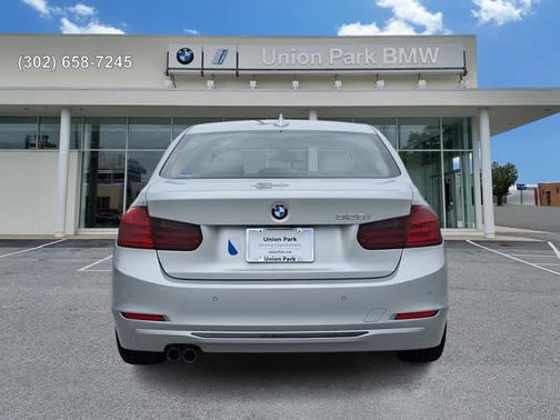 Glacier Silver Metallic - A83 2015 BMW 328 i
