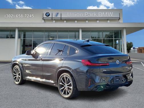 2023 BMW X4 M40i