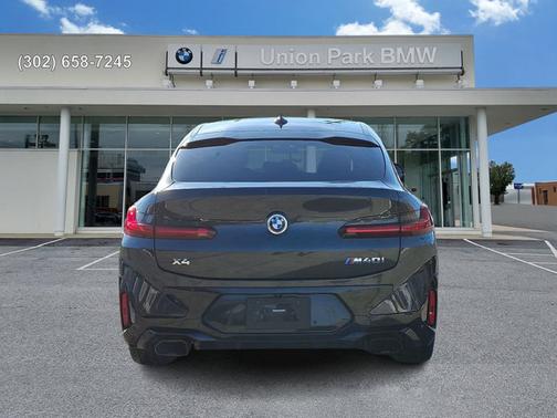 2023 BMW X4 M40i