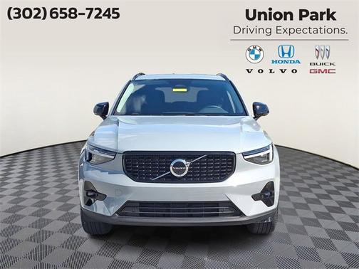 2025 Volvo XC40 Plus Dark Theme