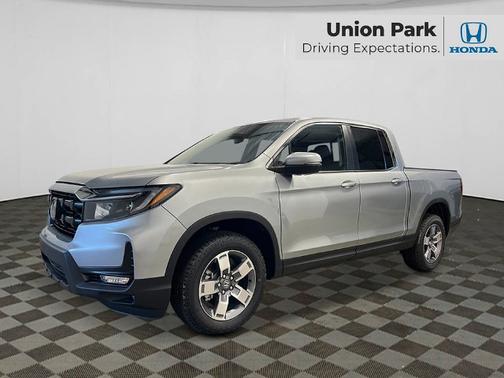Solar Silver Metallic 2026 Honda Ridgeline RTL