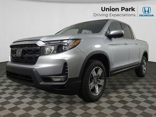 Solar Silver Metallic 2026 Honda Ridgeline RTL