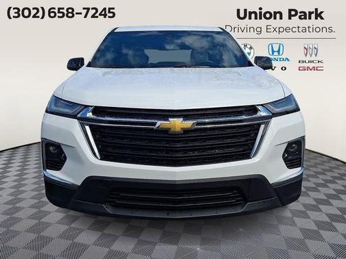 Summit White 2023 Chevrolet Traverse LS