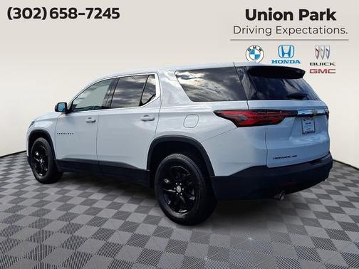Summit White 2023 Chevrolet Traverse LS