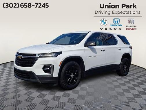 Summit White 2023 Chevrolet Traverse LS