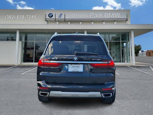 Jet Black 2021 BMW X7 xDrive40i