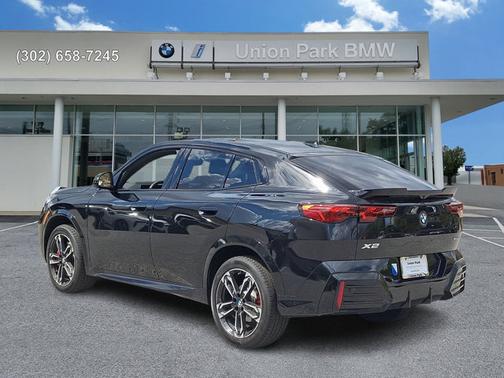 Black Sapphire Metallic 2026 BMW X2 xDrive28i