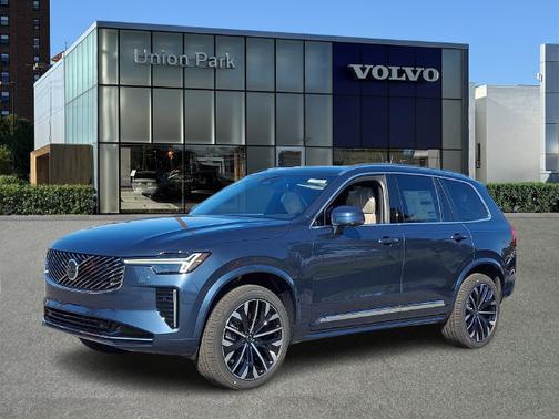 Denim Blue Metallic 2027 Volvo XC90 Core