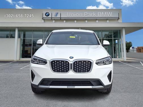 2023 BMW X4 xDrive30i