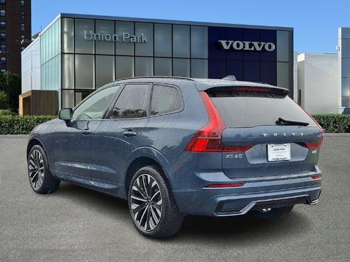 Denim Blue Metallic 2027 Volvo XC60 Ultra