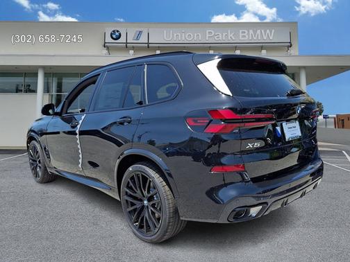 Black Sapphire Metallic 2026 BMW X5 xDrive40i