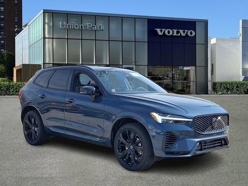 Denim Blue Metallic 2026 Volvo XC60 Plug-In Hybrid Ultra Black Edition