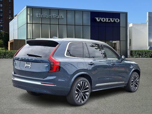 Denim Blue Metallic 2026 Volvo XC90 Plug-In Hybrid Plus