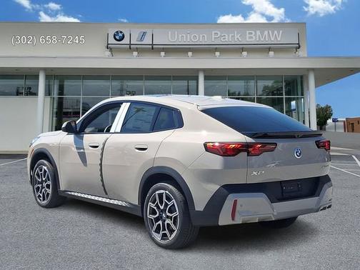 Dune Grey Metallic 2026 BMW X2 xDrive28i