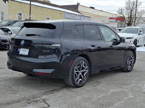 2025 BMW iX xDrive50