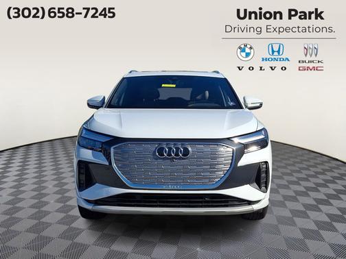 Glacier White Metallic - 2Y2Y 2022 Audi Q4 e-tron Premium Plus