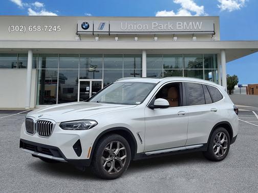 Mineral White Metallic 2024 BMW X3 xDrive30i