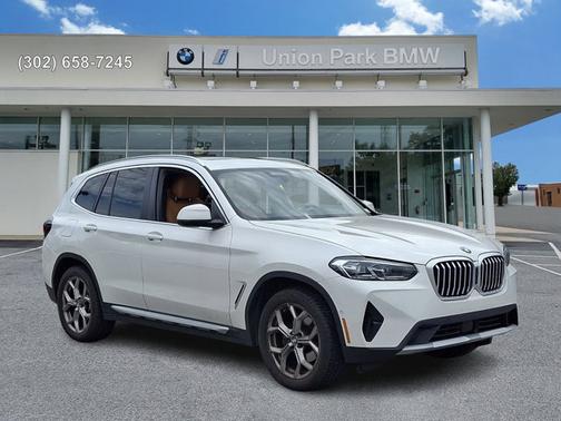 Mineral White Metallic 2024 BMW X3 xDrive30i