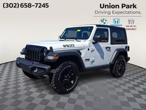 Bright White Clearcoat 2023 Jeep Wrangler Willys