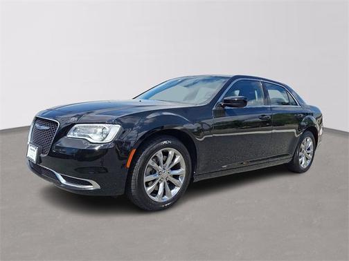2022 Chrysler 300 Touring