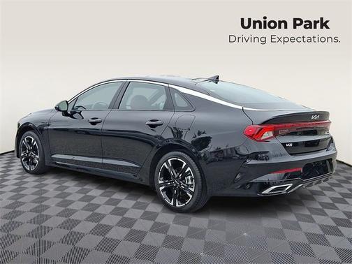 2024 Kia K5 GT-Line