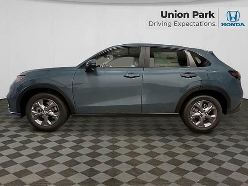 Nordic Forest Pearl 2026 Honda HR-V LX