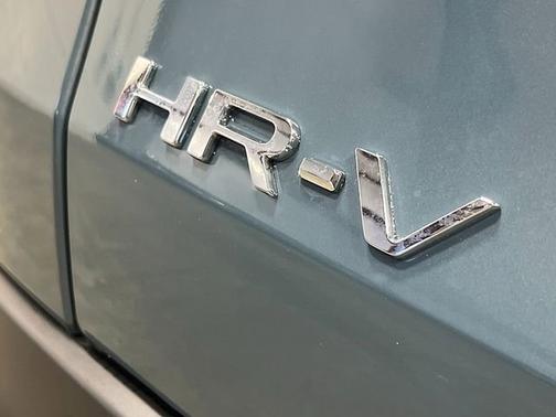 Nordic Forest Pearl 2026 Honda HR-V LX