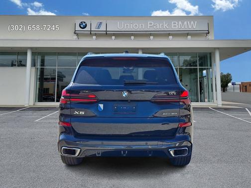 Carbon Black Metallic 2024 BMW X5 xDrive40i