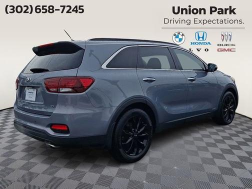 2019 Kia Sorento S V6